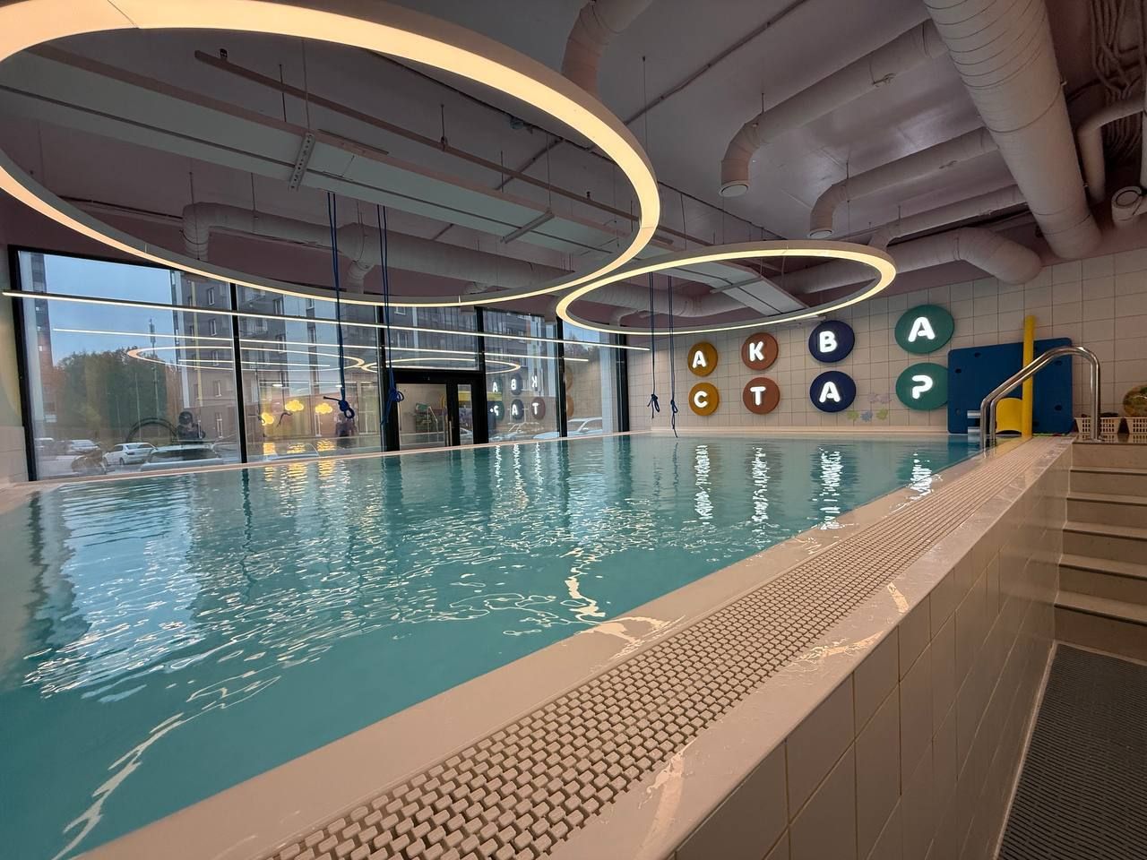 learn to swim for kids  swimming pool for babies  swimming lessons for preschoolers  children’s swimming groups  private swimming lessons for kids