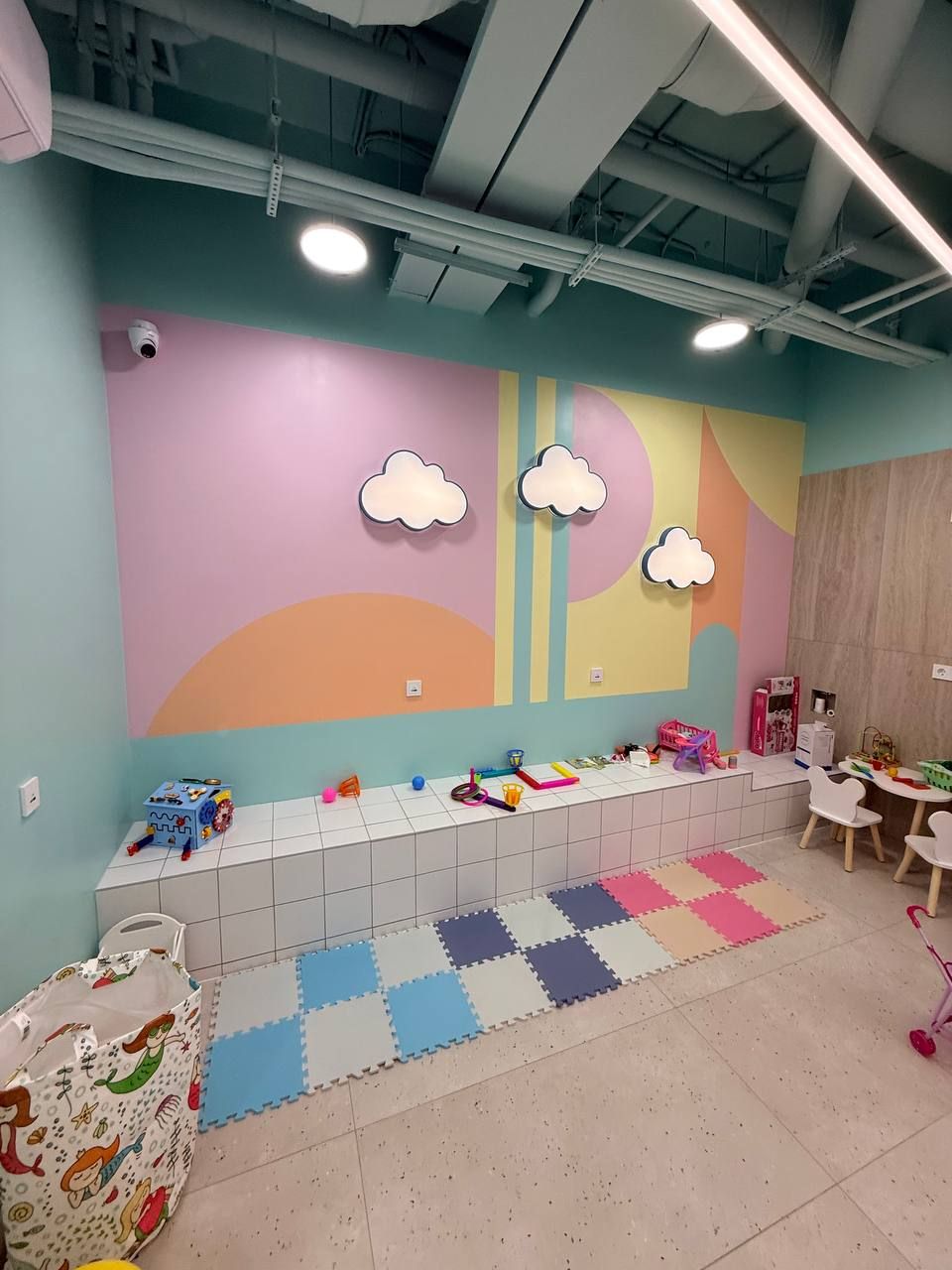 learn to swim for kids  swimming pool for babies  swimming lessons for preschoolers  children’s swimming groups  private swimming lessons for kids